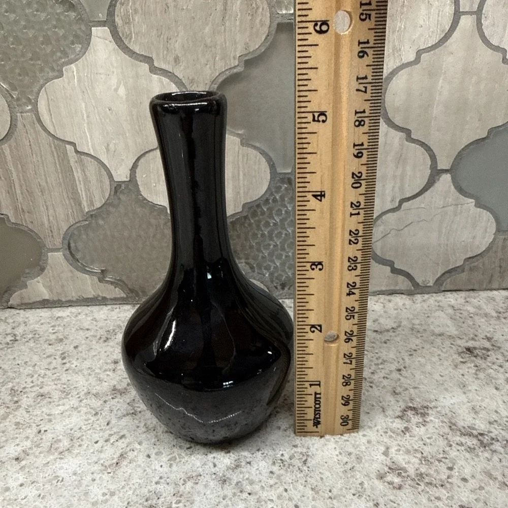 Vintage Haeger Black Floral Bud Vase Glossy Finish Pottery‎ 5.5